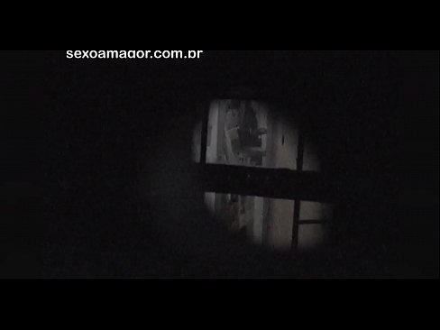 ❤️ Blondie se fait secrètement filmer par un voyeur du quartier caché derrière des briques creuses. ️ Salopes at porn fr.sexeey.ru ﹏